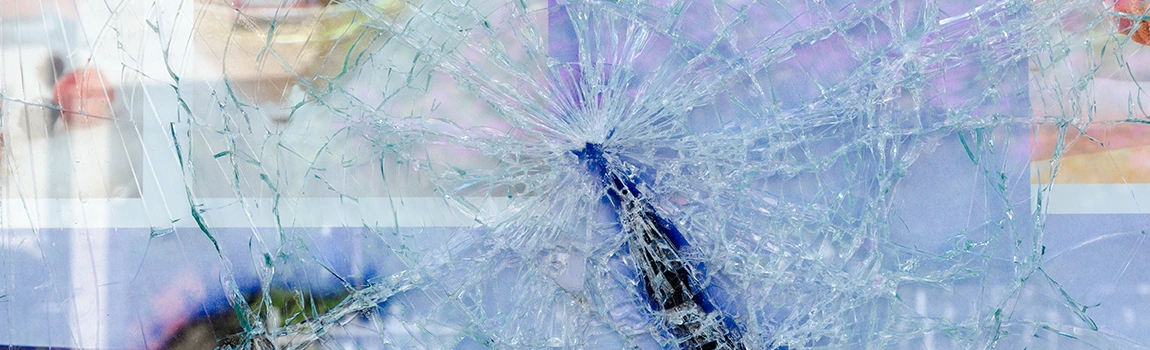 Window Broken Glass Repair in Glenview, Illinois