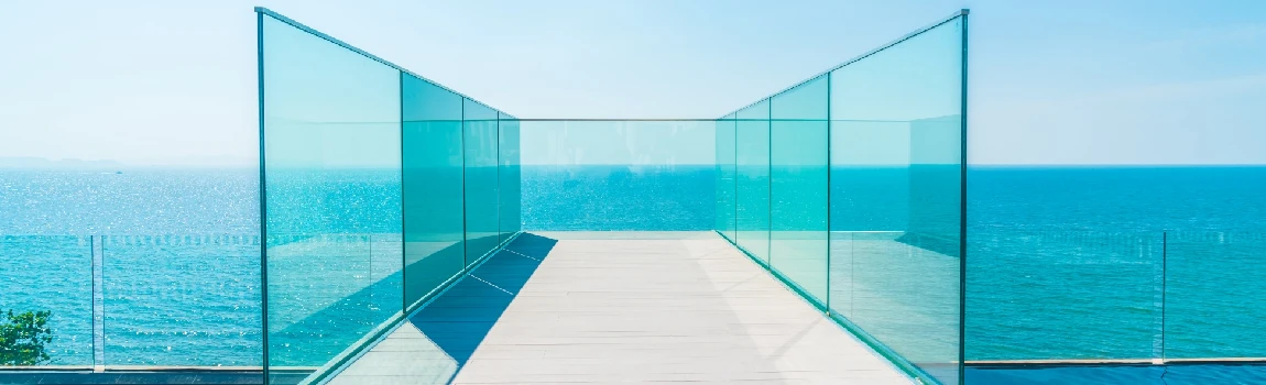 Customized Glass Pool Fence Repair Services in Northfield